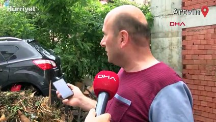 Artvin'de sel sonrası çamur yığını, kayıp 1 kişi aranıyor