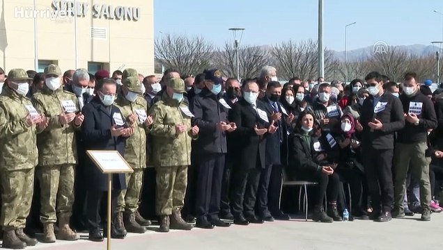 Bitlis şehitlerine veda