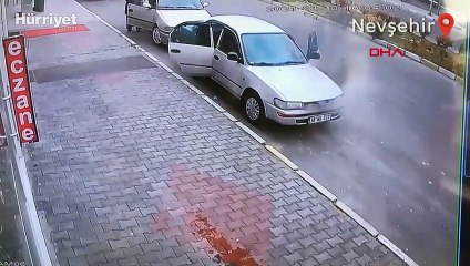 Son anda böyle kurtuldular! Araç birden alev topuna döndü...