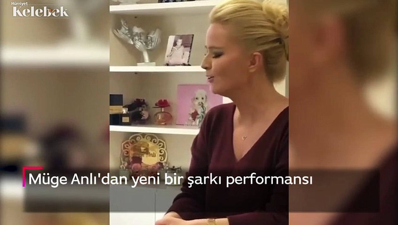 Müge Anlı'dan yeni bir şarkı performansı