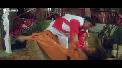 Movie - Dilwale,What fate did Suniel Shetty do to the man who misbehaved with Raveena Tandon