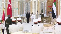 Cumhurbaşkanı Erdoğan, Birleşik Arap  Emirlikleri'nde resmi törenle karşılandı