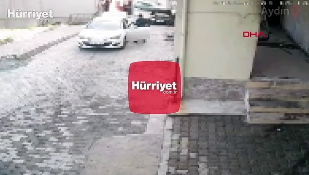 Hırsızlık yaptığı evi çıkarken yaktı