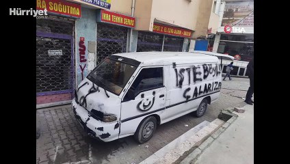 Çaldıkları arabanın üzerine “İşte böyle çalarız” yazıp kaçtılar