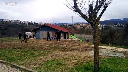 Kendisine ait arsada boynundan silahla vurulan kişi öldü