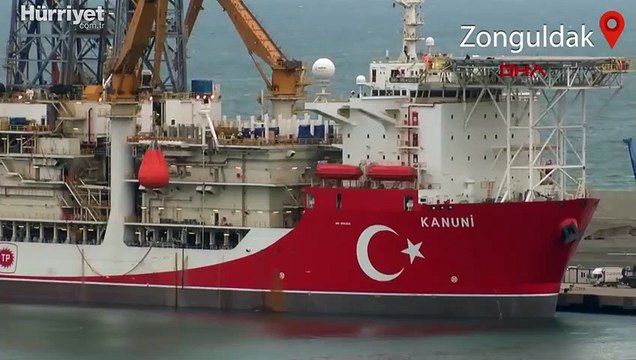 Fatih ve Kanuni sondaj gemileri, Filyos Limanı'nda bir araya geldi