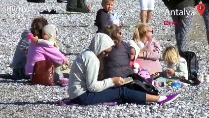 Antalya'da aralık ayında deniz keyfi