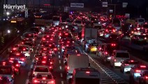 İstanbul’da iş çıkış saatinde trafik yoğunluğu oluştu