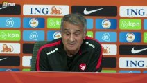 A Milli Futbol Takımı Teknik Direktörü Şenol Güneş, basın toplantısında konuştu