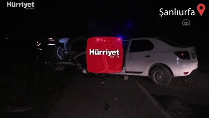 Şanlıurfa'da iki otomobilin çarpıştığı kazada 5 kişi  hayatını kaybetti