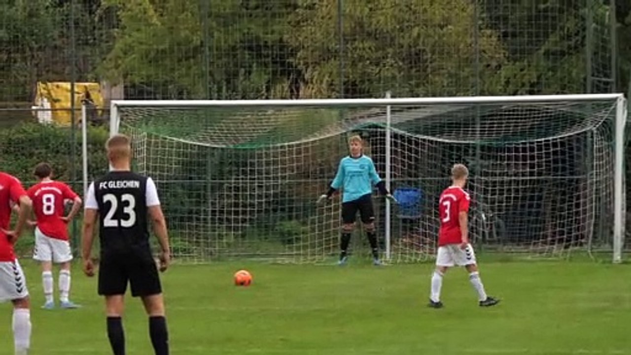 Das 5:2 durch Elias Müller (FC Gleichen) gegen den MTV Wolfenbüttel II