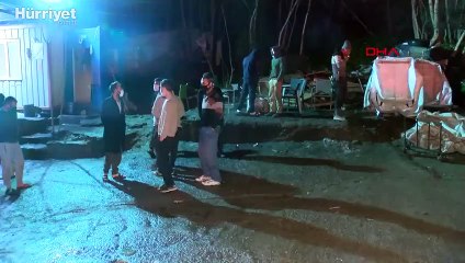 Kağıt toplayıcıların cep telefonlarını çaldılar