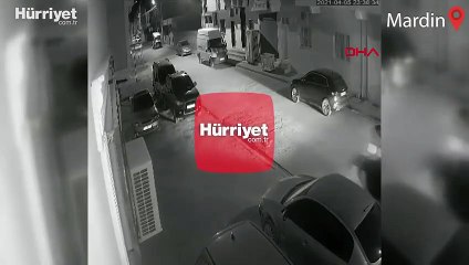 Minibüse çarpan cip böyle takla attı