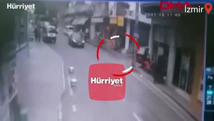 Yola fırlayan çocuk otomobilin altında kaldı