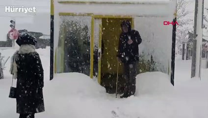 Bitlis'te kar yolları kapadı, okullar 2 gün tatil edildi