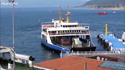 Kuzey Ege'de fırtına, deniz ulaşımını olumsuz etkiliyor