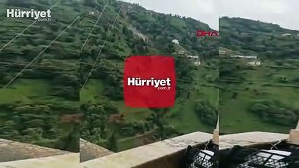 Rize'de heyelan anı kamerada