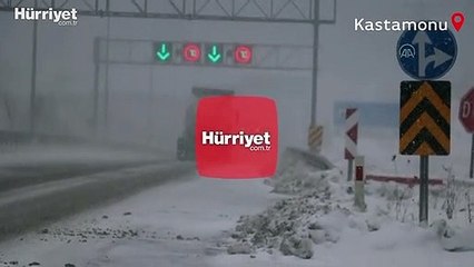 Ilgaz Dağı'nda kar yağışı ve tipi etkili oluyor