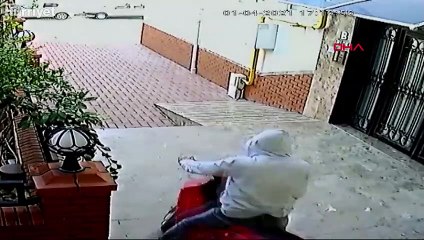 13 motosiklet ve bisiklet çaldı, kamera görüntülerinden yakalandı
