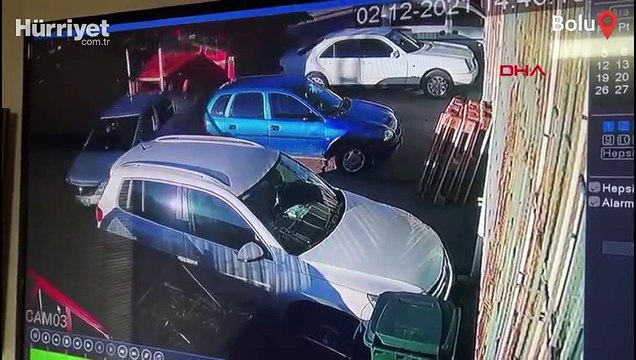 Freni boşalan kamyon 5 araca çarptı: 1 yaralı