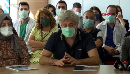 Rahim nakliyle dünyaya gelen bebek, adaşı Doktor Ömer Özkan'ın kucağında