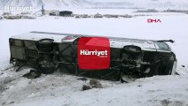 Bitlis’te yolcu otobüsü devrildi: Çok sayıda yaralı var
