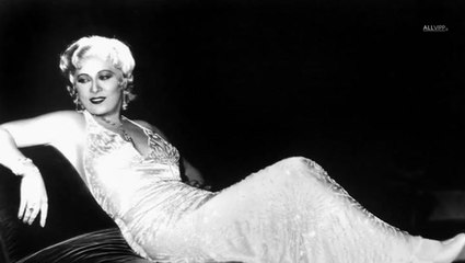 Long Before The Pamela Anderson Era: These Ladies Were The First Sex Symbols