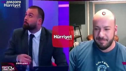 Ermenistan-Gürcistan sınırındaki 5.3 büyüklüğündeki depreme canlı yayında yakalandılar