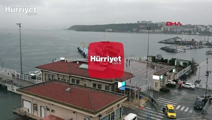 Çanakkale'de feribot seferlerine 'fırtına' engeli