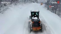 Ordu’da kar 2 metreyi aştı