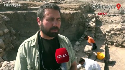 Eskişehir'de 5 bin yıllık küp mezarlarda çocuk iskeletleri bulundu