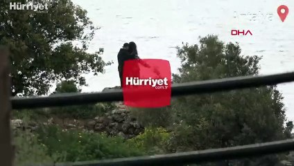 Antalya falezlerde tehlikeli romantizm kameraya yansıdı