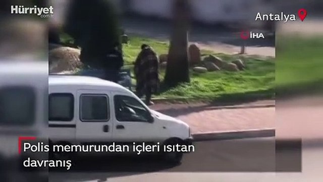 Polis memurundan içleri ısıtan davranış