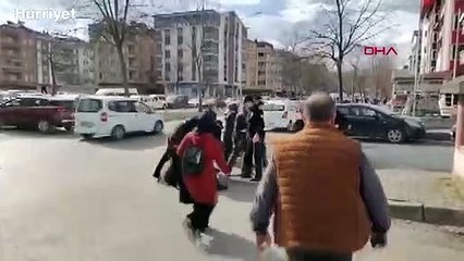 Öldürülen Makbule Sarı'nın yakınları zanlıların olduğu araca saldırdı