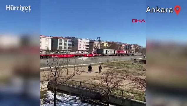 Polatlı'da yük treni hemzemin geçitte otomobile çarptı