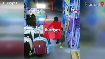 Çocuğun elinden cep telefonunu böyle çaldı