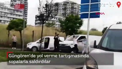 Yol verme tartışmasında sopalarla saldırdılar!