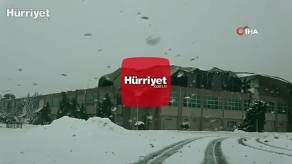 Kahramanmaraş’ta fuar alanının çatısı çöktü