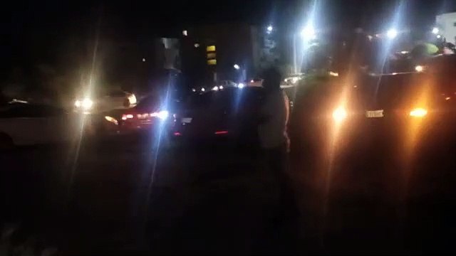 Taxistas en Bávaro llevan unos 200 vehículos al Intrant en apoyo sindicato de choferes turísticos