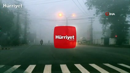 Pakistan’da yoğun sis hayatı felç etti