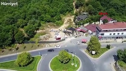 Kamyon otomobilin üzerine devrildi 30 saniye ile ölümden döndü