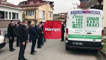 Download Video: Koronavirüsten ölen çift son yolculuğuna uğurlandı