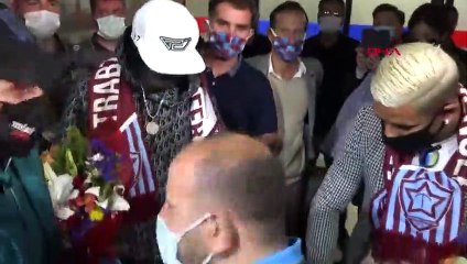 Trabzonspor'un anlaştığı Gervinho ve Peres, Trabzon'a geldi