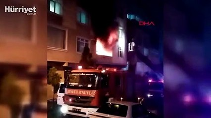 Gaziosmanpaşa’da bina yangını  mahsur kalanları itfaiye kurtardı