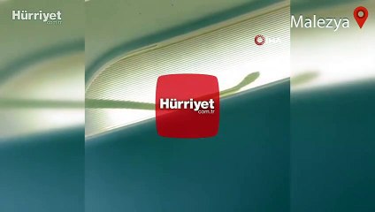 Malezya’da uçağa yılan girdi, acil iniş yapıldı
