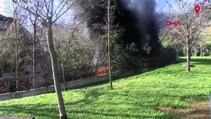 Şişli'de bir AVM'nin bahçesinde çıkan yangın paniğe neden oldu