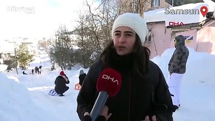 Akdağ kayak merkezi yolu kapandı, tatilciler yolda kaldı