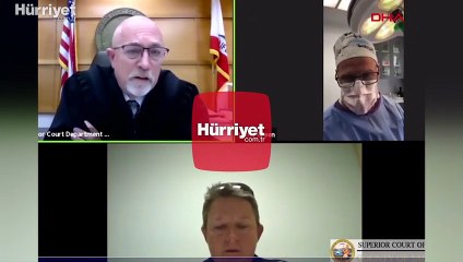 ABD'de Operatör Doktor Scott Green, online duruşmaya hastayı ameliyat ederken katıldı