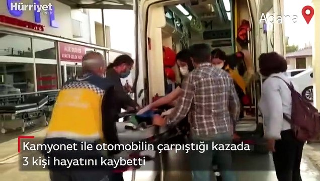 Kamyonet ile otomobilin çarpıştığı kazada 3 kişi hayatını kaybetti