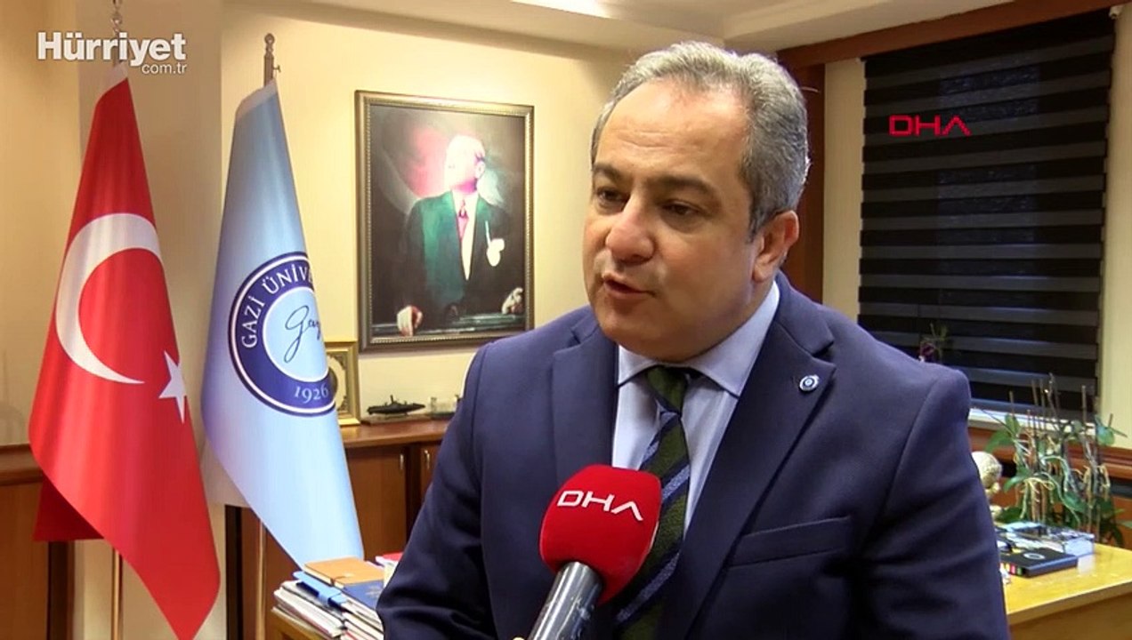 Bilim Kurulu Üyesi Mustafa Necmi İlhan:  Az kalabalık yerlerde maske çıkacak gibi